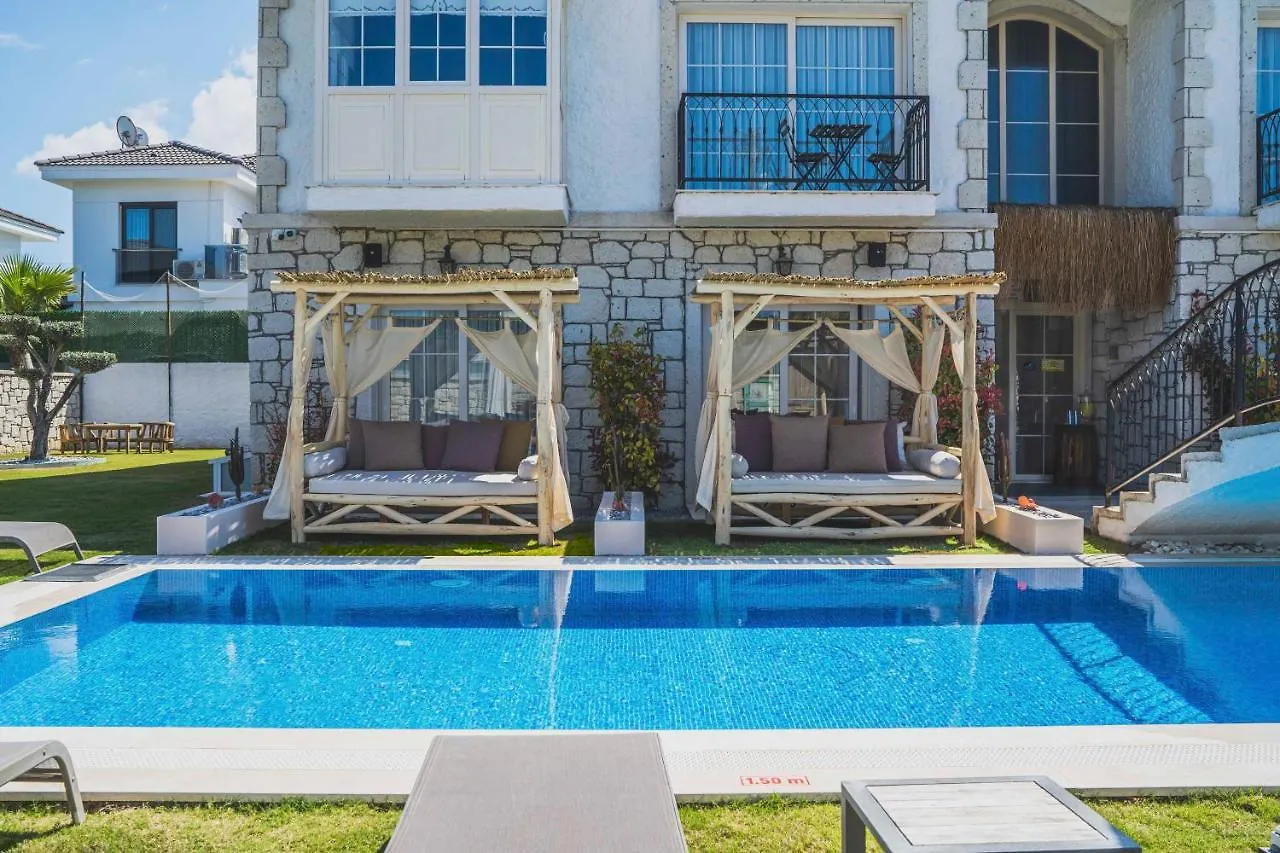 Mea Alaçati 0*, Alaçatı